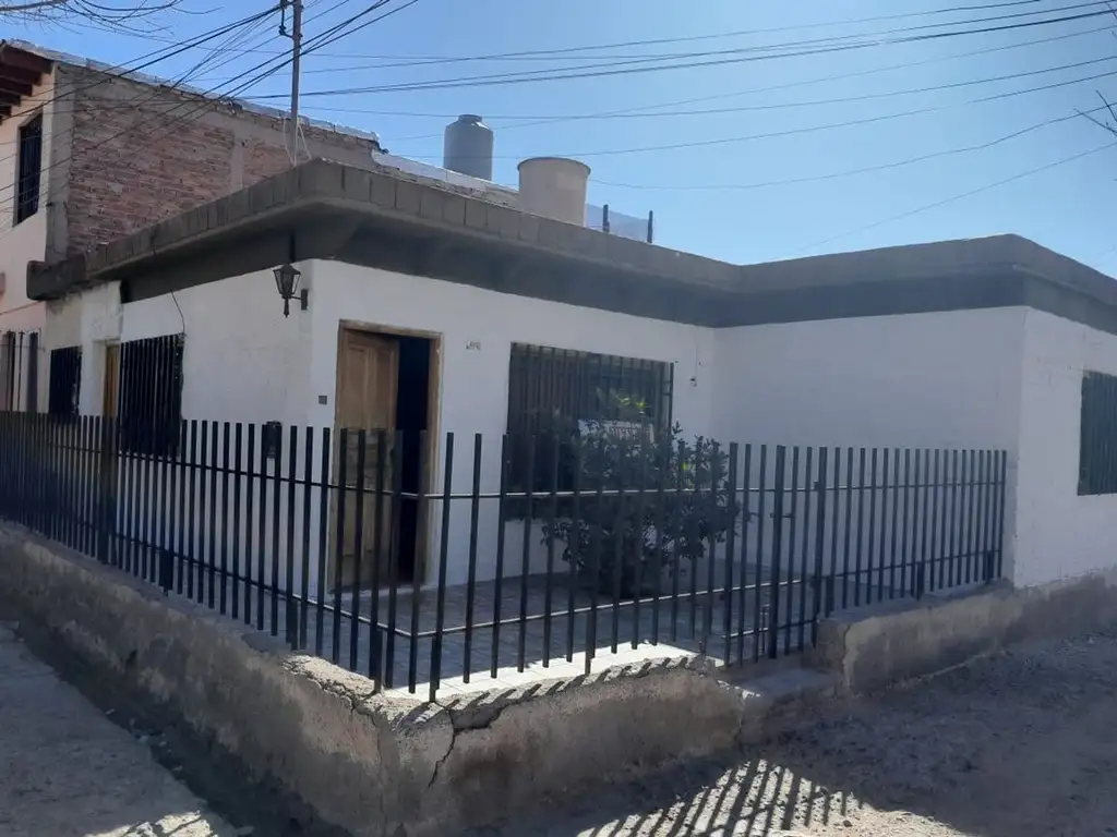 CASA A LA VENTA EN CARRODILLA