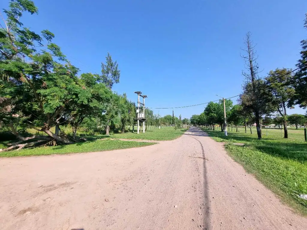 Terreno en esquina Villa Monte Alto, zona CURNE, excelente ubicación!