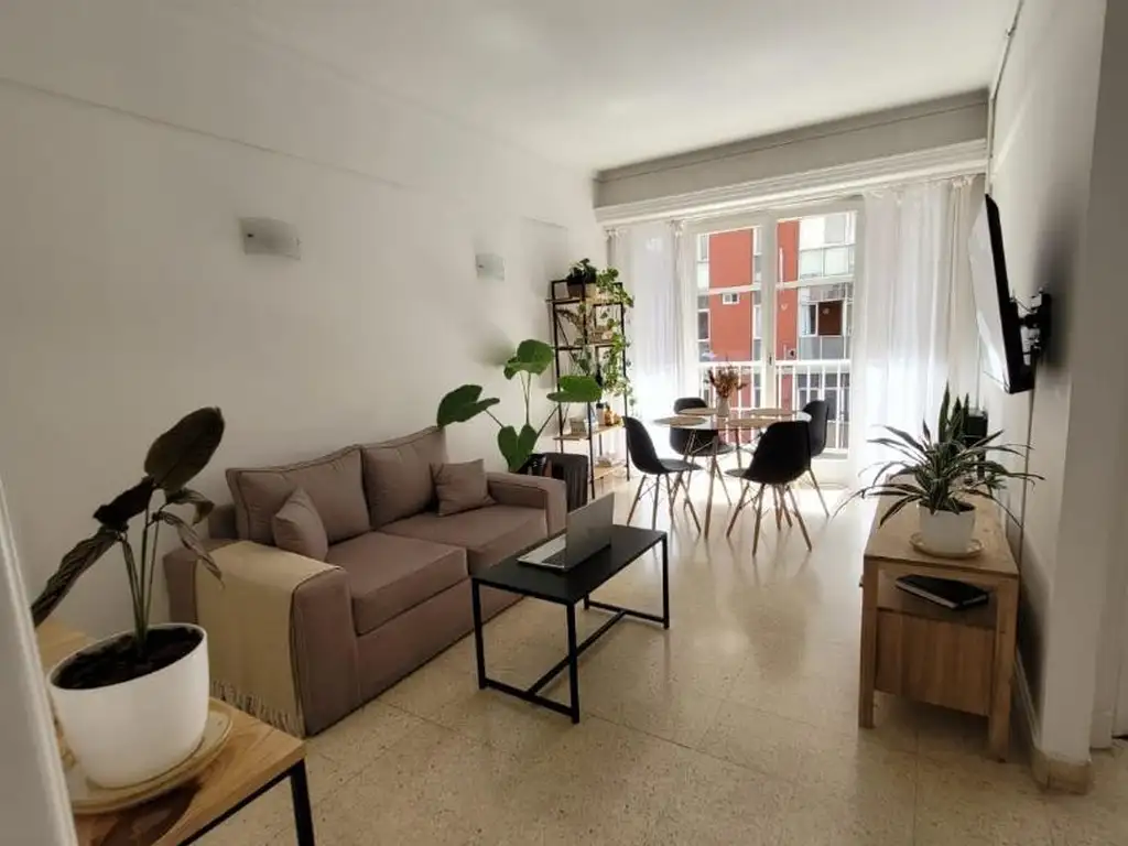 Departamento de 2 ambientes - Las Heras 2300