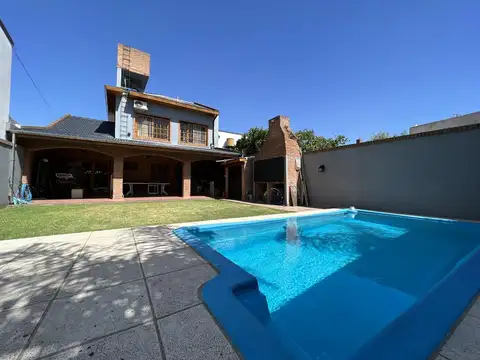 venta- Casa - Villa Bosch - Pileta - Jardín -oportunidad- cochera-apto credito