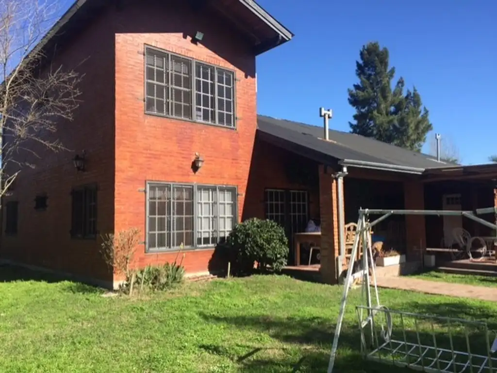 EXCELENTE CASA QUINTA EN EL PATO BERAZATEGUI