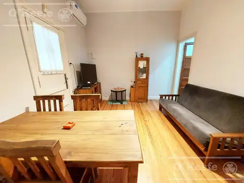 Casa 3 ambientes con amplio Jardin y Cochera - Villa Argentina - Quilmes