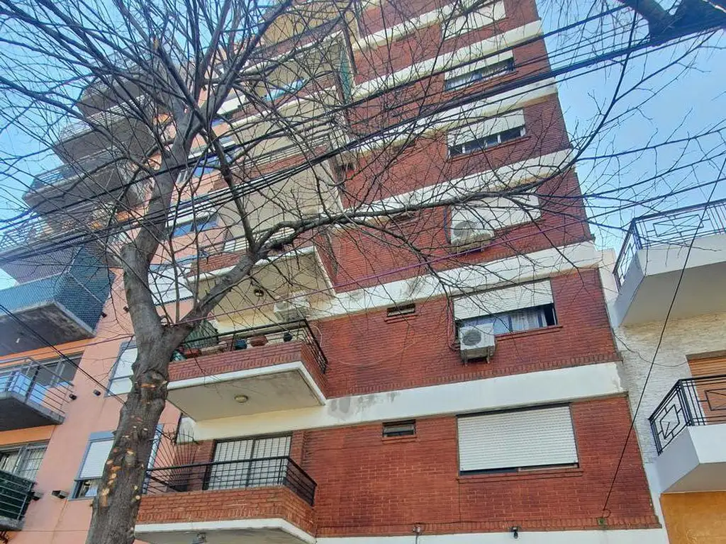 VENTA 3 AMBIENTES EN DUPLEX CON BALCON ATERRAZADO Y PARRILLA - VILLA PUEYRREDON