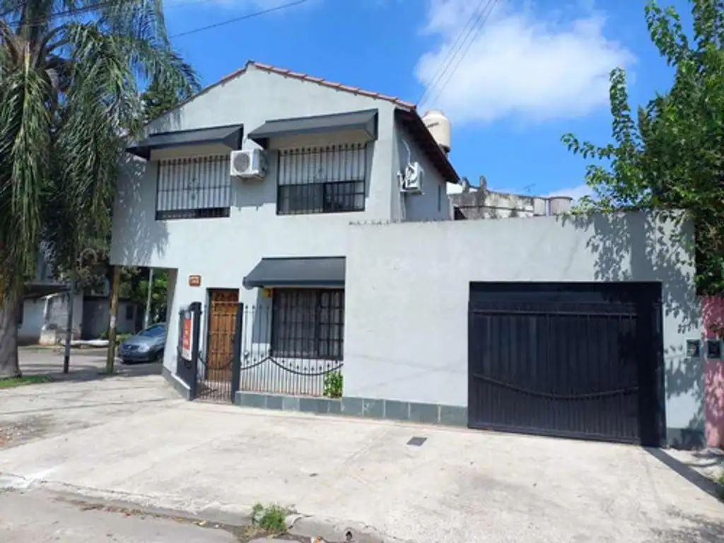 Casa Ph En Venta En Haedo Norte