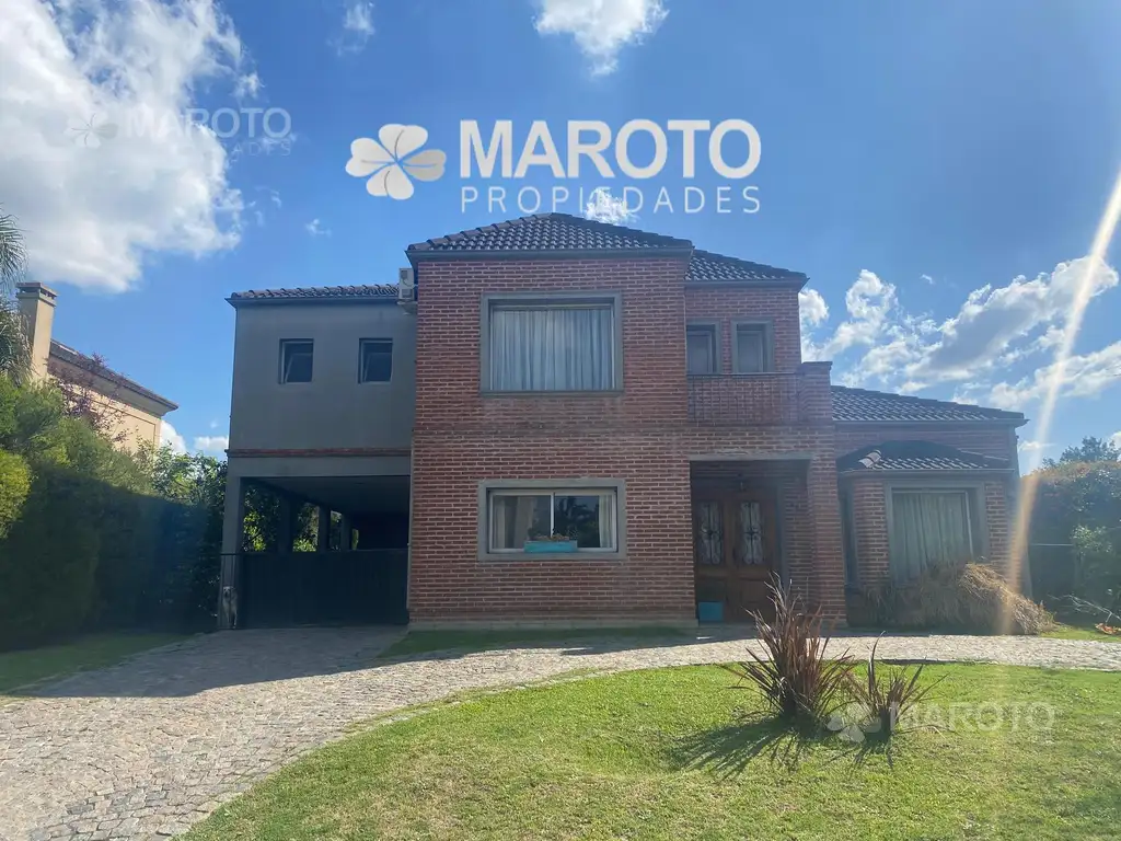 CASA EN VENTA EN SAN LUCAS - MAROTO PROPIEDADES