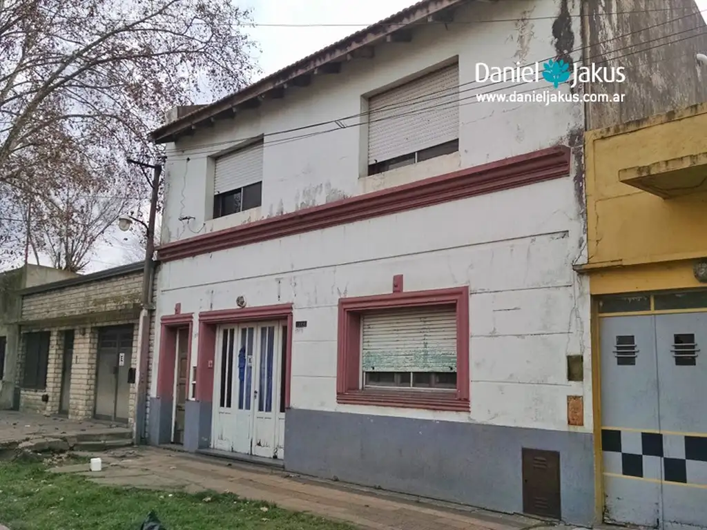 CASA EN VENTA - calle 126 e/ 60 y 61 - Berisso DANIEL JAKUS PROPIEDADES