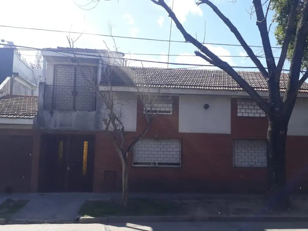 Casa en Venta en OLIVOS