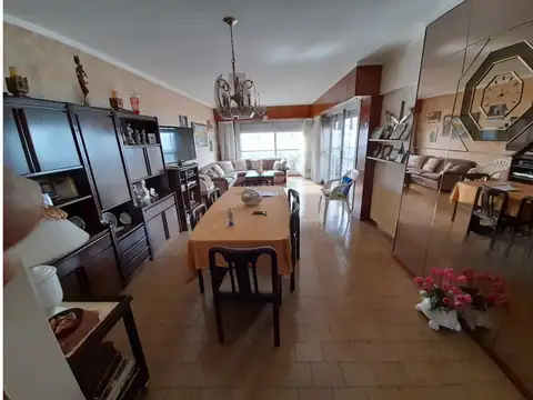 Departamento en Venta con cochera