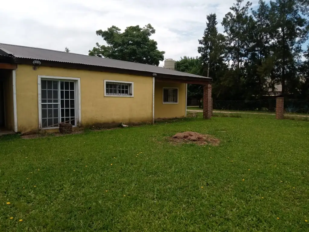 CASA EN VENTA DE 4 AMBIENTES-ZARATE - Foto 0