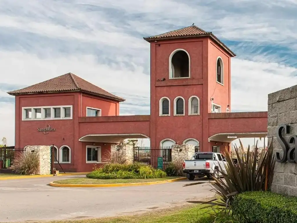 Venta de Lote a la Laguna - Club De Campo Santa Rita