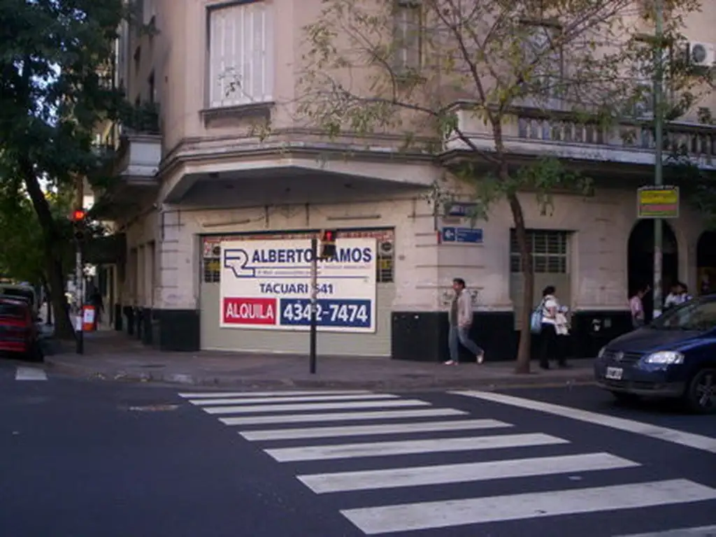 LOCALES - EN ESQUINA - SAN CRISTÓBAL, CAPITAL FEDERAL