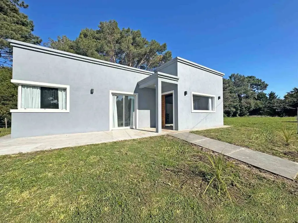 Venta casa 4 amb, Las lomas Miramar a estrenar