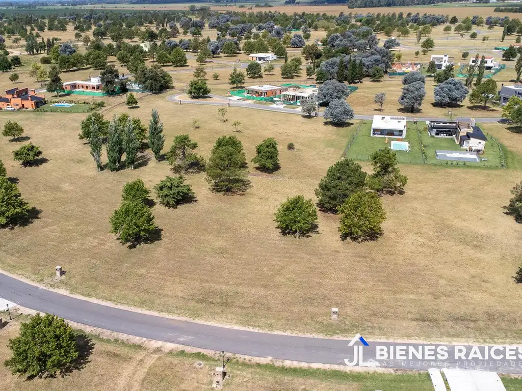 Terreno en venta en el Barrio Mirabosques Cardales, Lote 124.