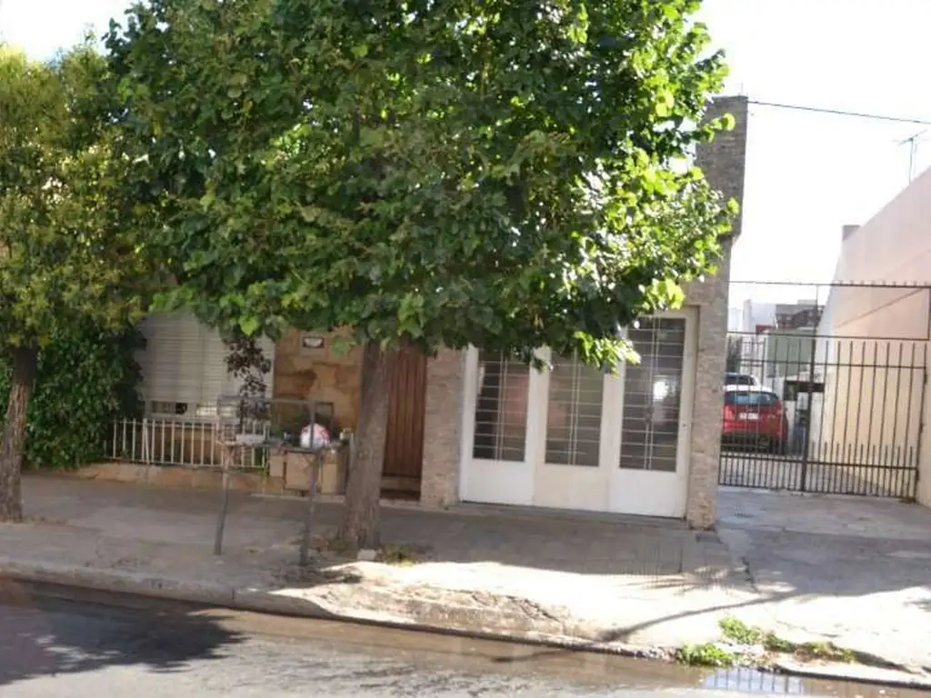 Casa Ph En Venta En Ramos Mejia Sur