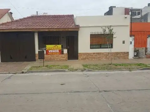 Casas en Venta de INMOBILIARIA GERMANO en San Justo - Buscainmueble