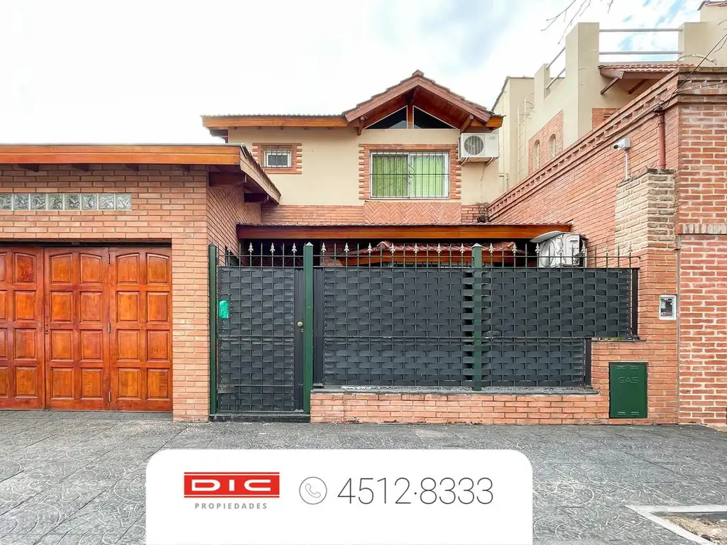 Casa 3 dormitorios Venta - Carapachay