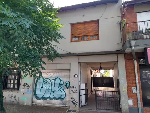 PH en venta de 2 dormitorios c/ cochera en San Isidro