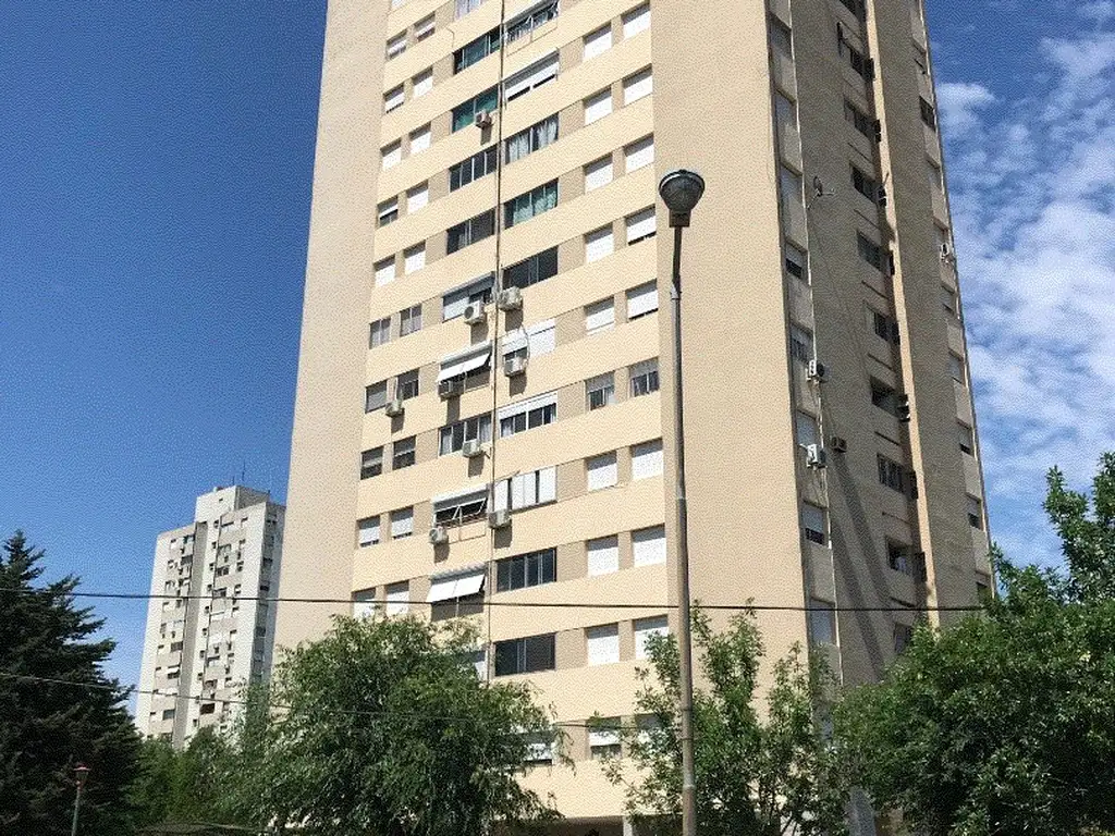 EDIFICIO 57 DTO 3 AMBIENTES C/COCHERA