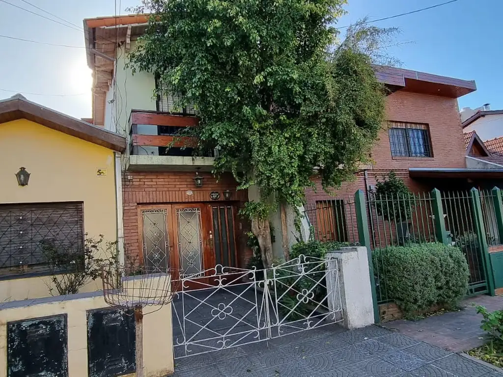 EN VENTA DEPARTAMENTO DE DOS AMBIENTES EN CIUDAD JARDIN ZONA PLATE - FICHA 9218