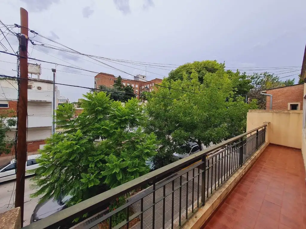 ALQUILER DEPARTAMENTO 2 AMBIENTES PATIO Y BALCON