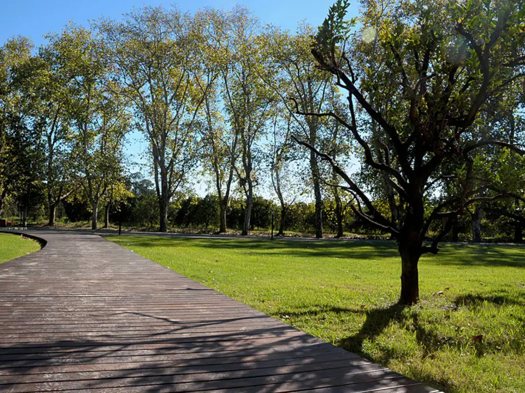 Terreno de oportunidad Barrio Horizonte en Azahares del Parana, Fighiera