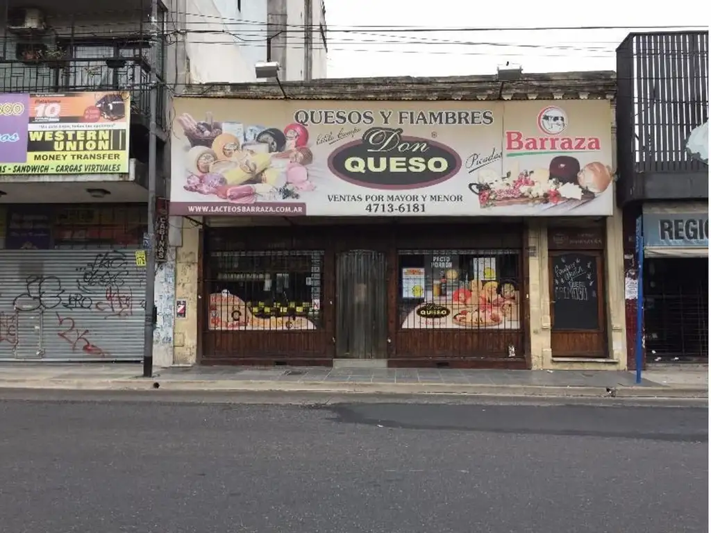 Local comercial, con posibilidad de construir, frente a la p