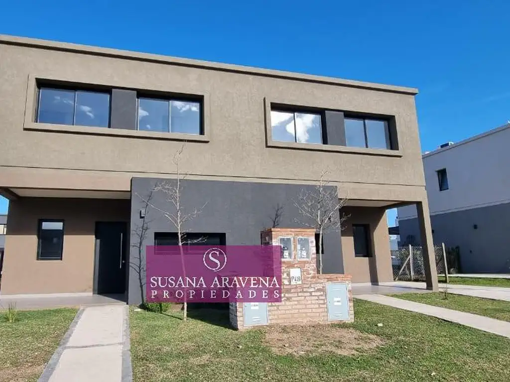 Casa en venta en Barrio El Aljibe FINANCIACION! ADELANTO CUOTAS