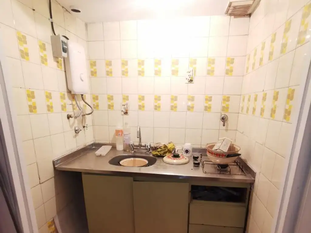 Departamento de 1 ambiente en Planta Baja, con patio. - Foto 0