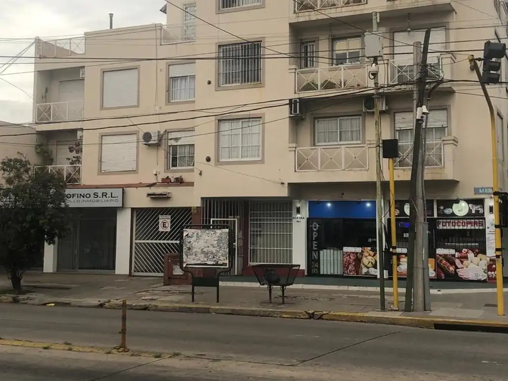 Departamento 2 ambientes muy amplio en excelente ubicación