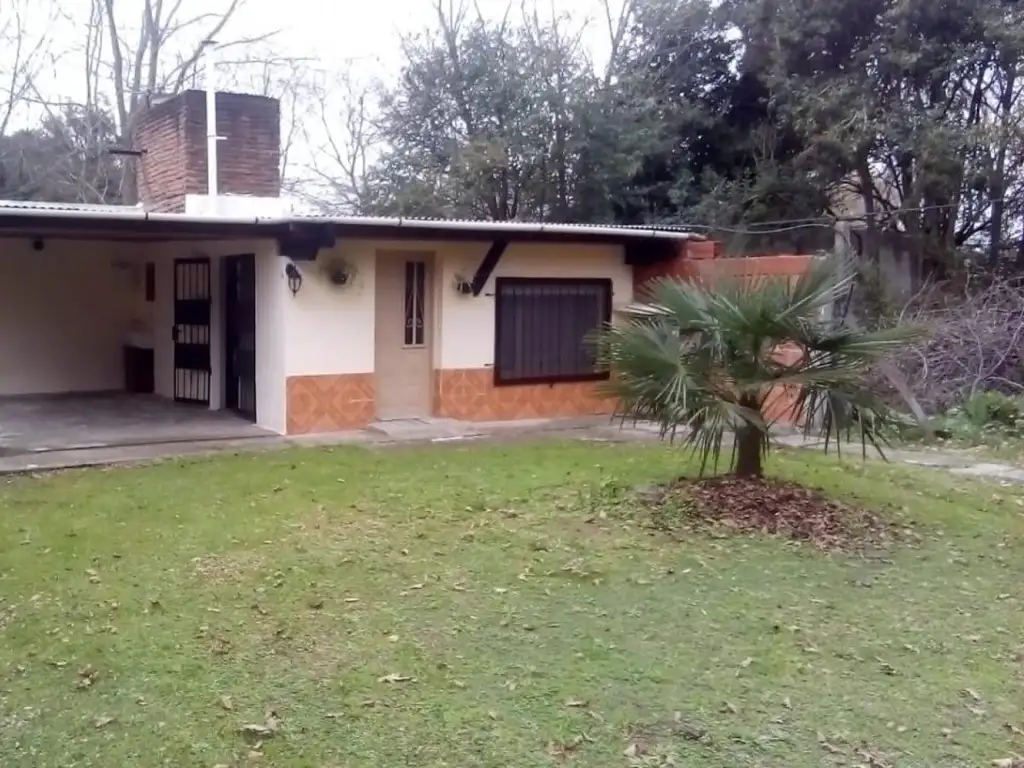 Casa en venta - 2 Dormitorios 2 Baños - Monoambiente - 750Mts2 - Verónica