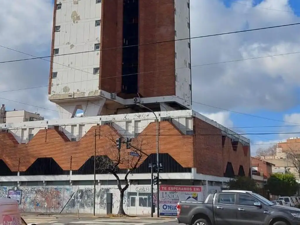 Edificio en venta para reconvertir en vivienda o readaptar su uso