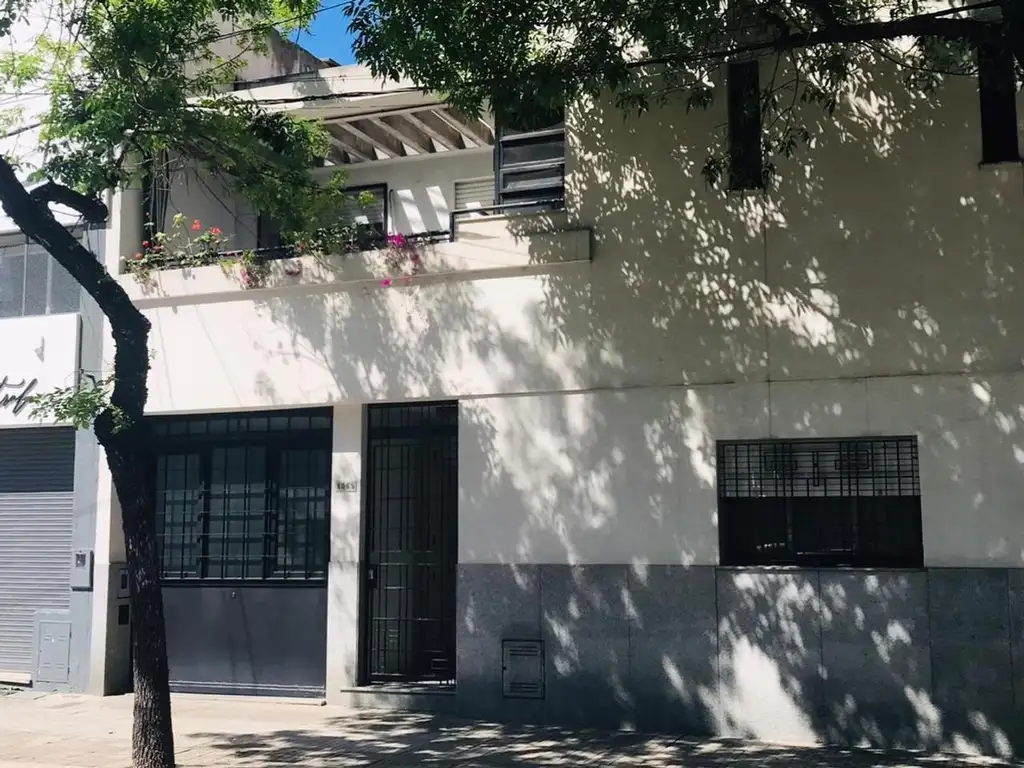 VENDO TERRENO EN DORREGO AL 1800