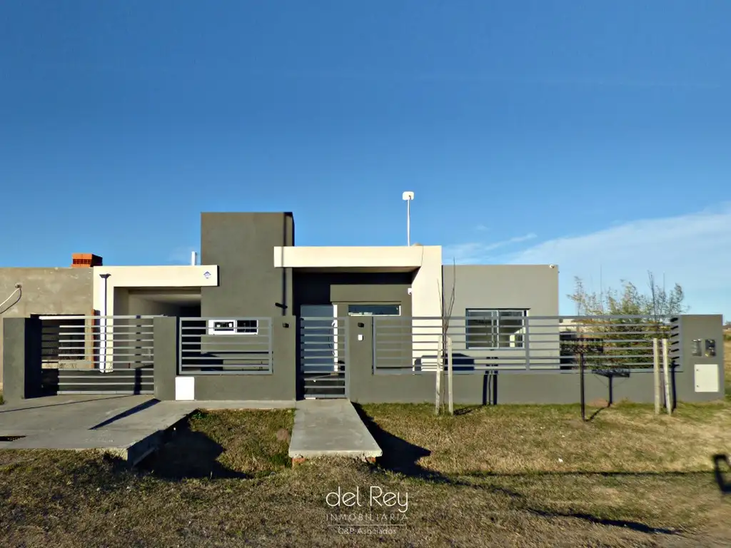 Casa en Alquiler - 7 ambientes - $ 150.000
