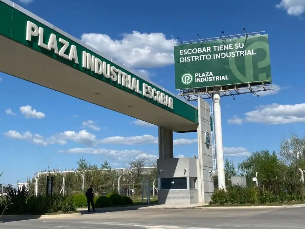 Lote en Plaza Industrial Escobar de 7800 m2 en Venta