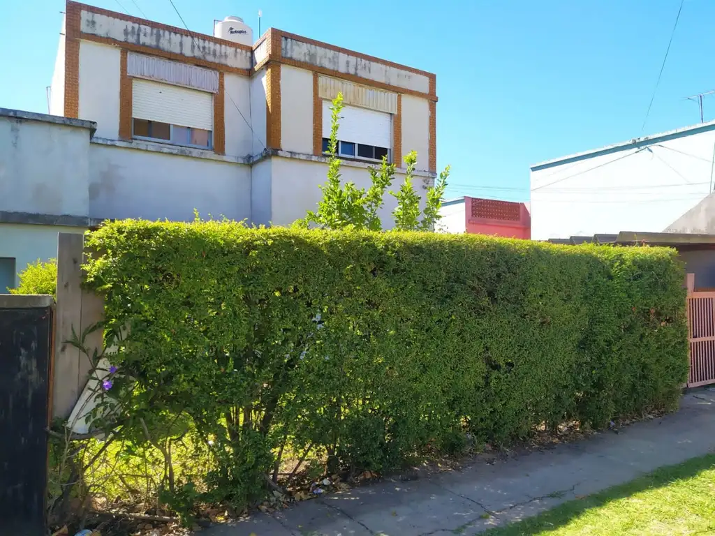 CASA EN VENTA,EN SAN ANDRES, GRAL SAN MARTIN