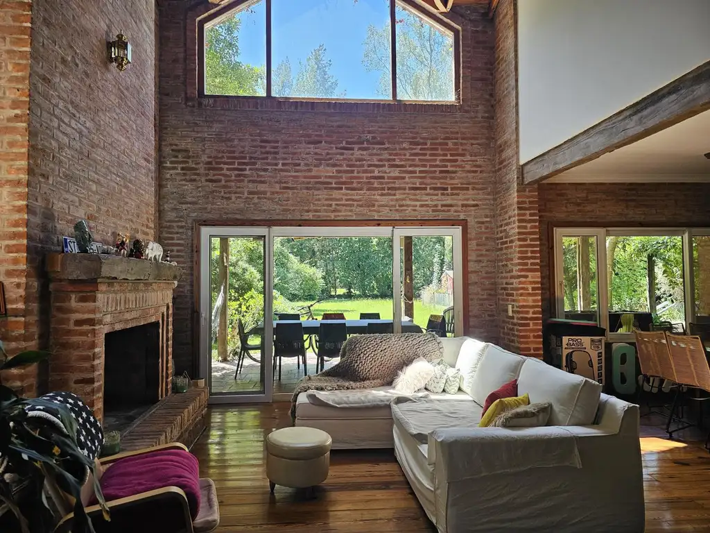 Casa en alquiler anual sin muebles. Santa María de Tigre