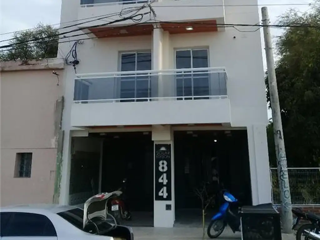 DEPARTAMENTO 2 AMBIENTES - VILLA CENTENARIO, RESISTENCIA