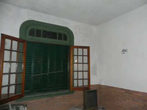 Casa en Alquiler con cochera