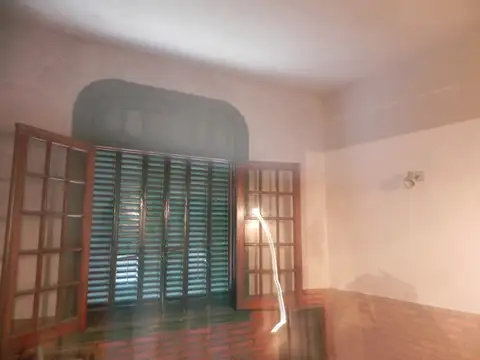 Casa en Alquiler - 4 ambientes -