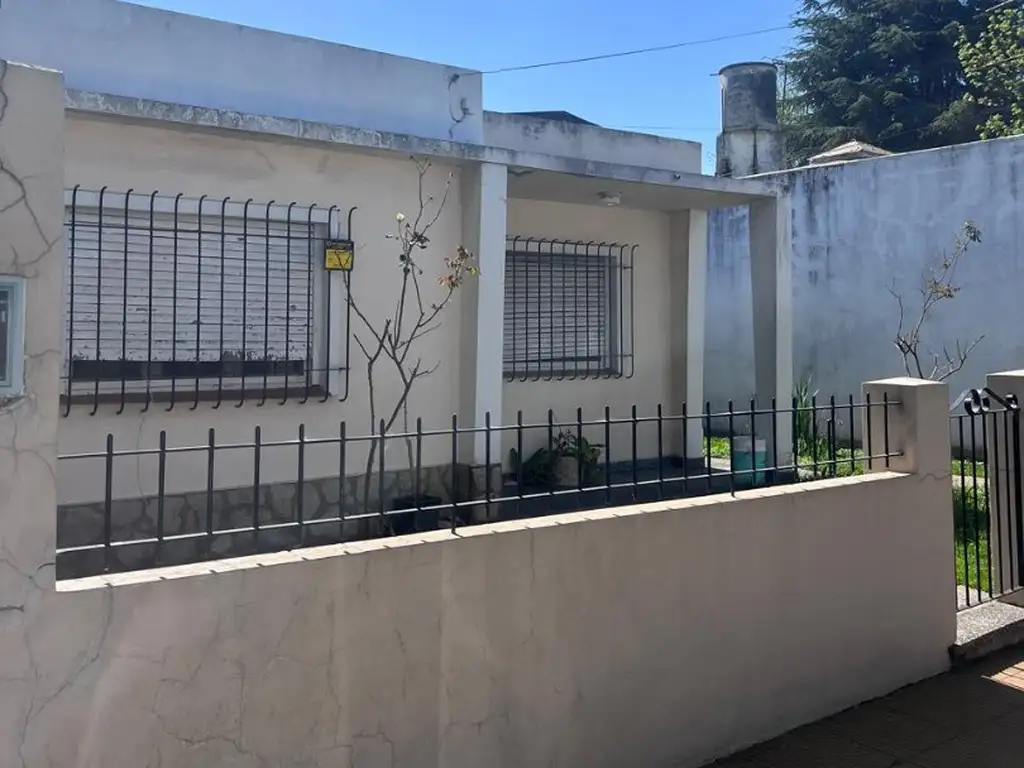 MUY BUENA ZONA, CERCA DE TODO, LOTE DE 260 M2