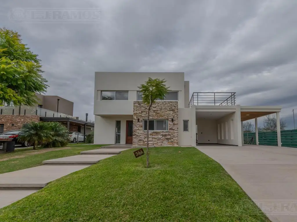 Muy buena casa en el barrio Vistas, Puertos / Escobar