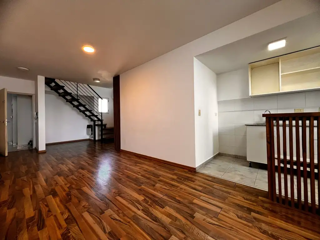 Depto. en VENTA 1 dorm. La Plata terraza privada