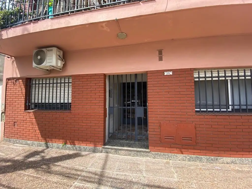 Departamento Monoambiente  en Alquiler en Santos Lugares, Tres de Febrero, G.B.A. Zona Oeste