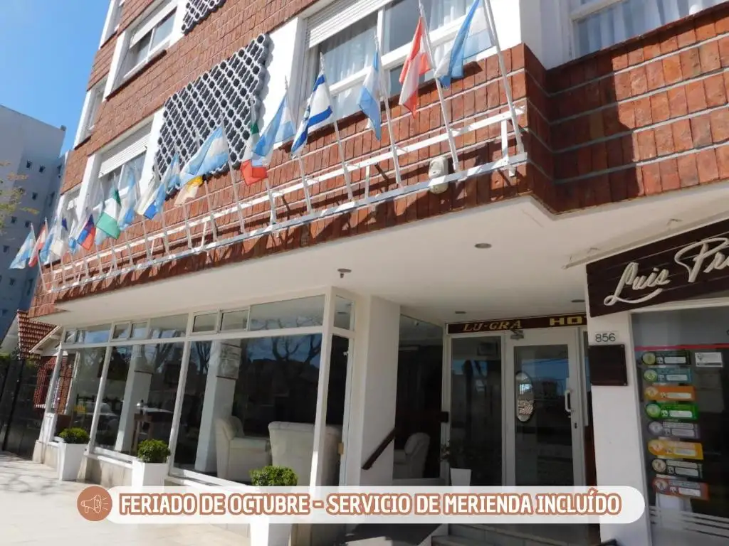 Hotel Lugra con desayuno buffet incluido en tarifa