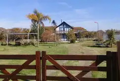 HERMOSA CASA QUINTA, en PUNTA INDIO, cerca del RIO DE LA PLATA.