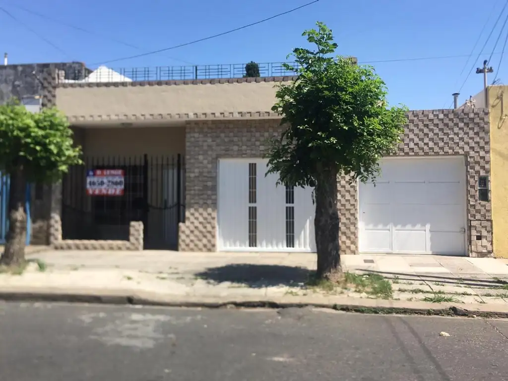 CASA 4 AMBIENTES SAN JUSTO, TOMA DPTO DEN PARTE DE PAGO