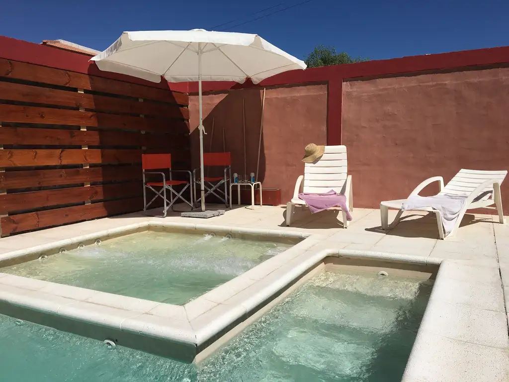 Casa en Venta - 9 ambientes - USD 280.000