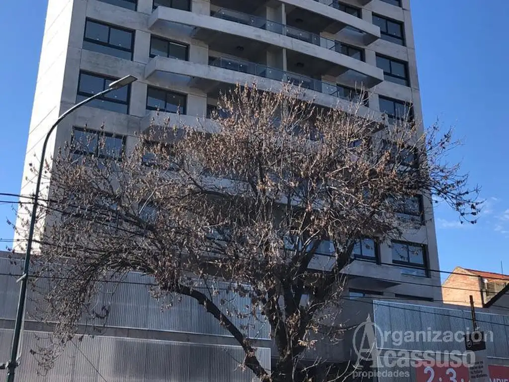 Cocheras Venta - San Isidro - Edificio en Torre