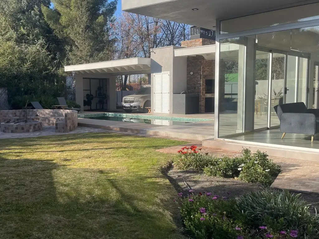 Casa en venta Calle Alzaga Carrodilla La Puntilla