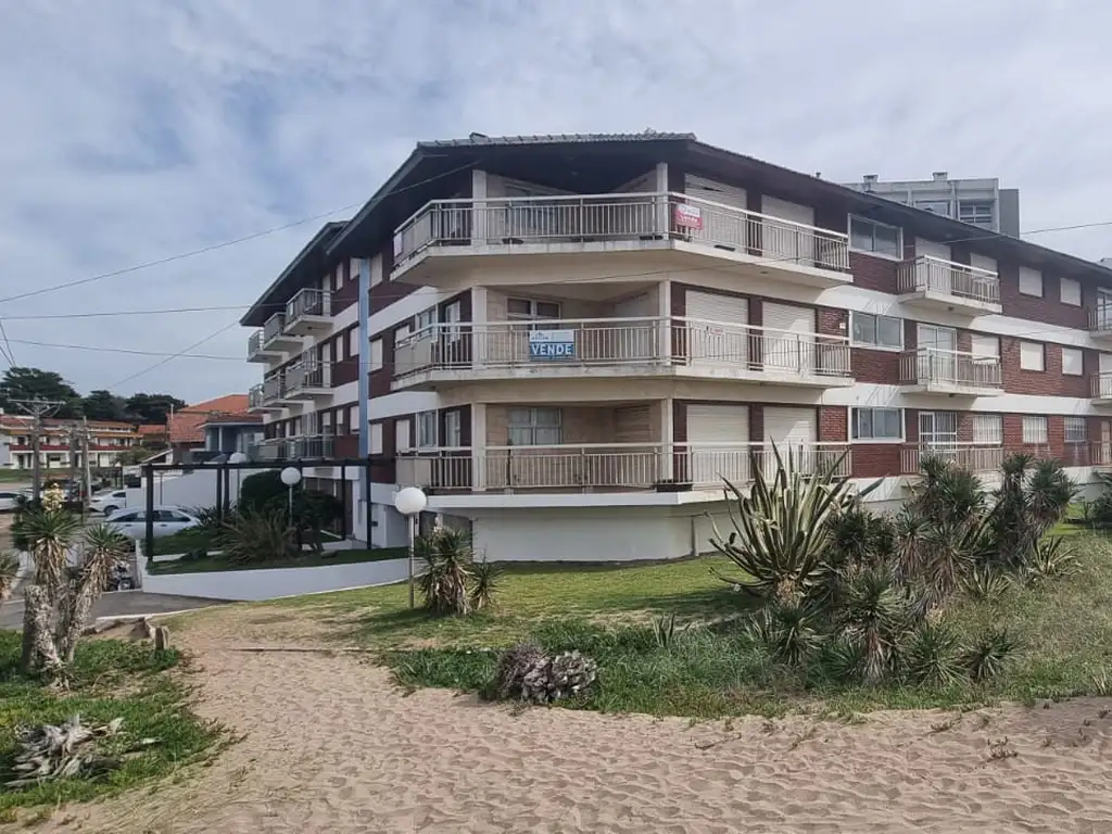 Departamento 4 amb - Frente al Mar